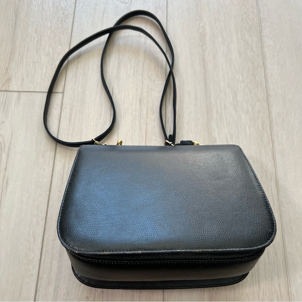 Vintage Salvatore Ferragamo Leather Purse | Vintage 1980s Designer Leather Purse - Picture 5 of 8